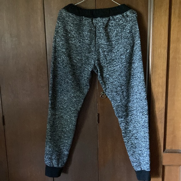 Steve’s jeans sweatpants - Picture 6 of 6